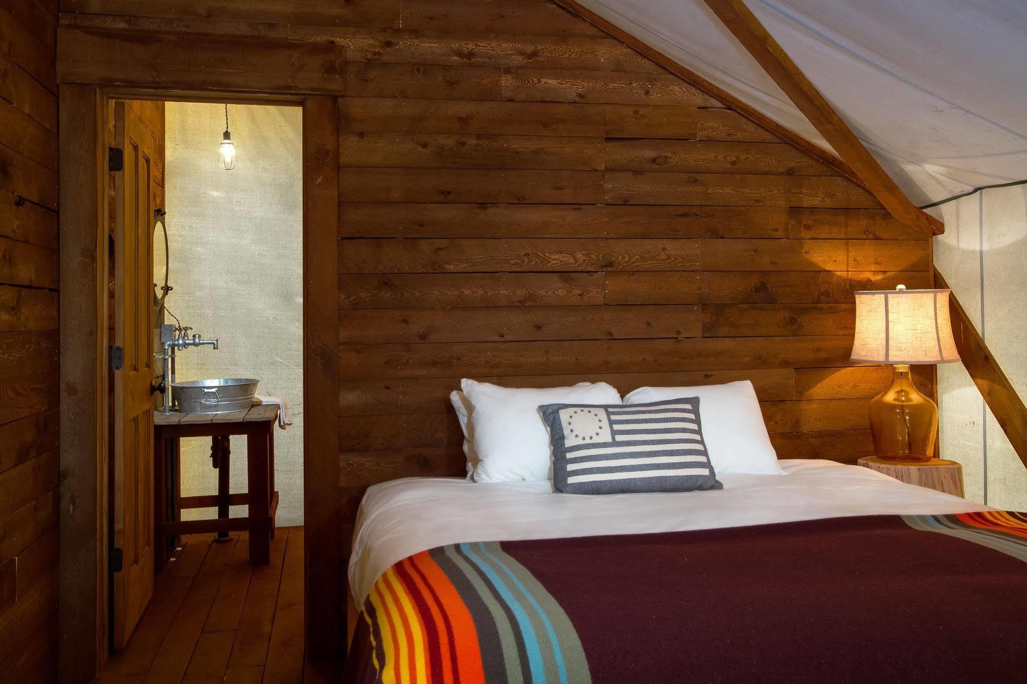 Conestoga Ranch Glamping Resort Garden City Exterior photo
