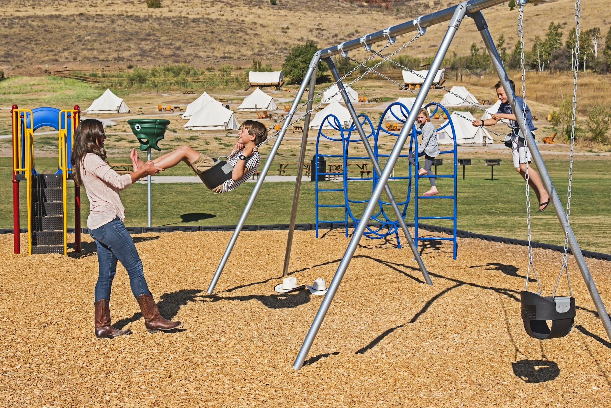 Conestoga Ranch Glamping Resort Garden City Exterior photo